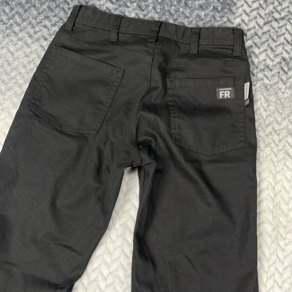 Wolverine FR Pants Mens 30x34 Black Flame Resistant Stretch Workwear CAT 2